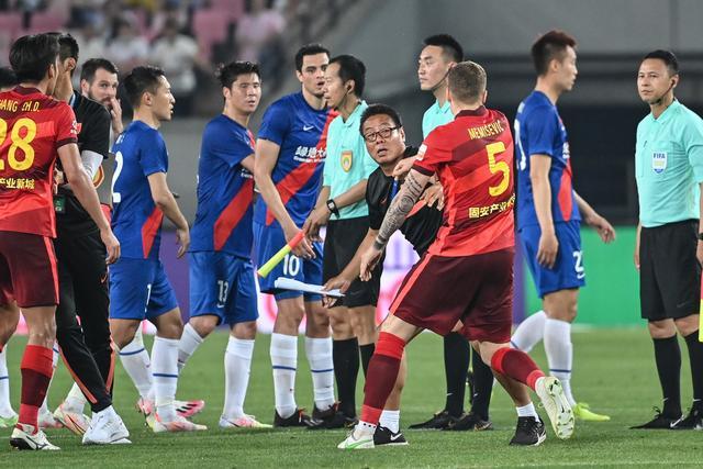 世俱杯夺冠赔率:大巴黎1赔3.5领跑 曼城超皇马