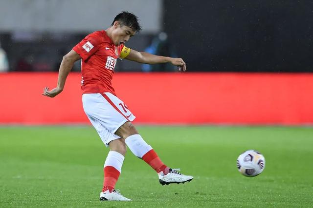 英超官方统计联赛不败纪录 利物浦17场不败排第一